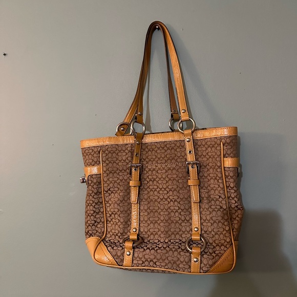 Coach Brown and Tan Tote Bag - Picture 2 of 8